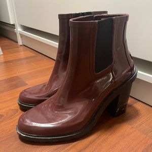 Hunter short gloss rain boots with heel